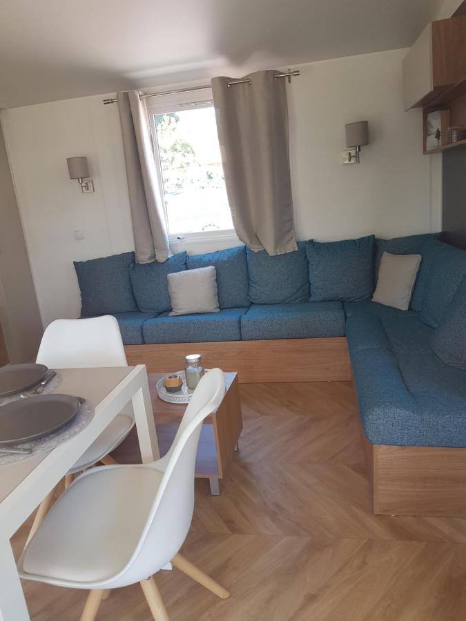 Mobilhome La Carabasse Vias Exteriér fotografie
