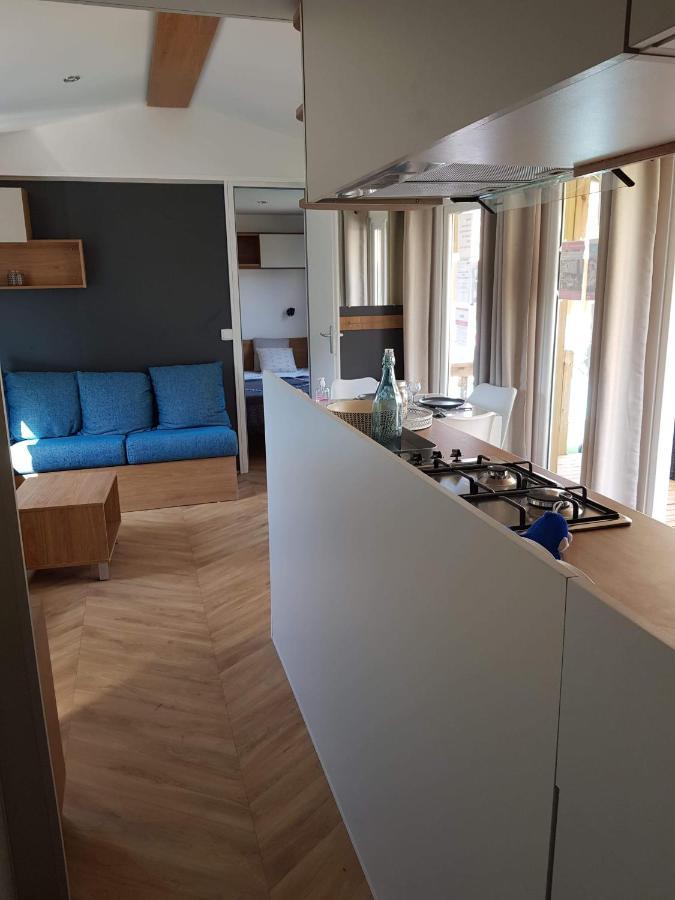 Mobilhome La Carabasse Vias Exteriér fotografie