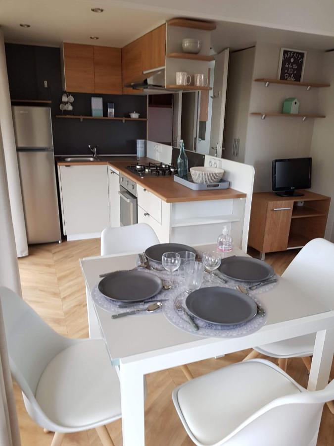 Mobilhome La Carabasse Vias Exteriér fotografie
