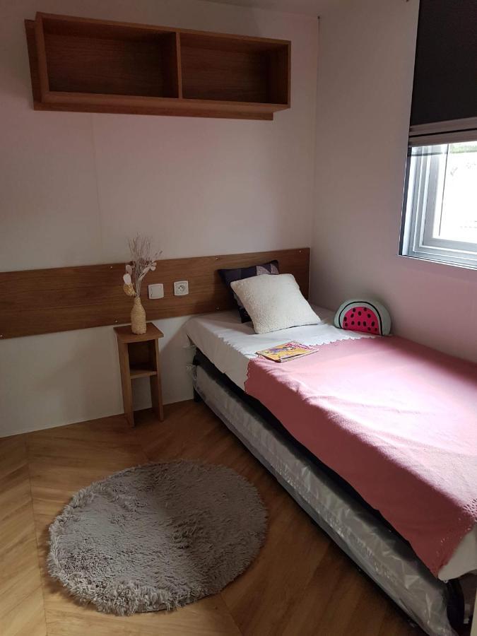 Mobilhome La Carabasse Vias Exteriér fotografie